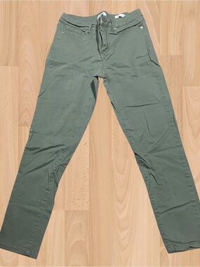Casual Women Jessica Simpsom Olive Green Pants